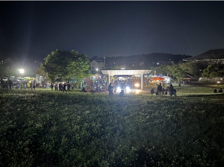 【南河内郡太子町】10月25日に竹内街道燈篭会が行われています。（オリジナル）